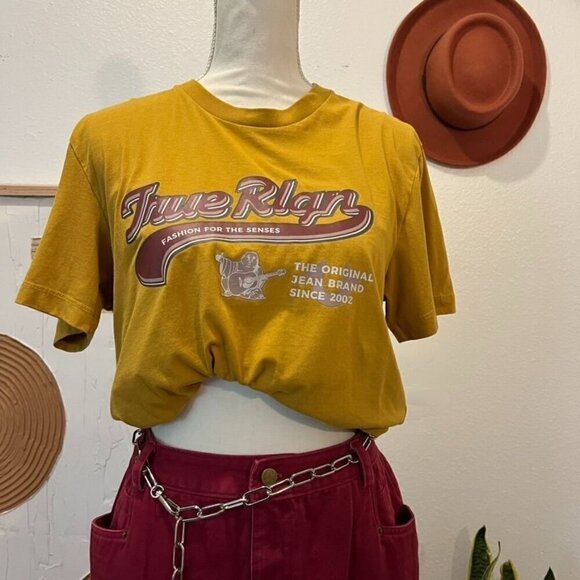 True Religion Golden Yellow Retro Buddha Graphic Short Sleeve Heritage Crew Tee - Picture 1 of 11